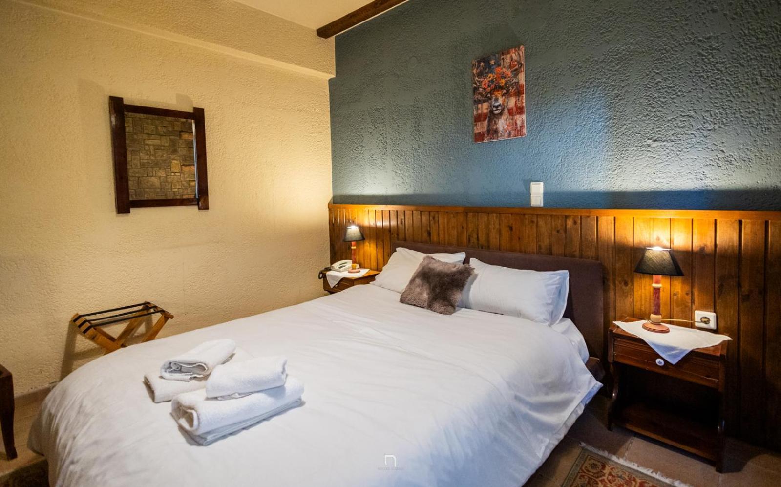 Fanaras Hotel Калаврита Екстериор снимка